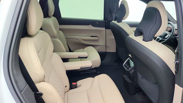 2025 Volvo EX90 Twin Motor Plus 6-Seater - 23053035 - 18