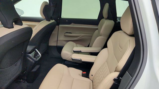 2025 Volvo EX90 Twin Motor Plus 6-Seater - 23059105 - 35