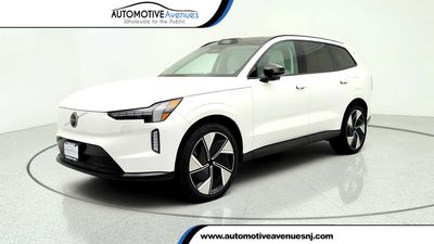 2025 Volvo EX90