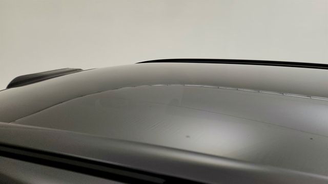 2025 Volvo EX90 Twin Motor Plus 6-Seater w/ Panoramic Roof Sunshade - 23021162 - 9