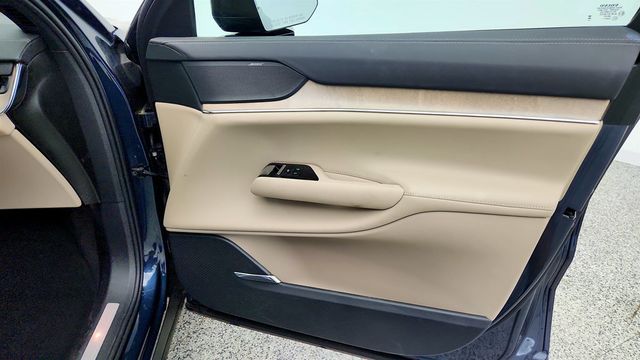 2025 Volvo EX90 Twin Motor Plus 6-Seater w/ Tow Hitch & Panoramic Sunshade - 23040024 - 23