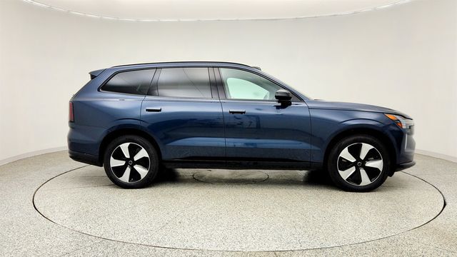 2025 Volvo EX90 Twin Motor Plus 6-Seater w/ Tow Hitch & Panoramic Sunshade - 23040024 - 3