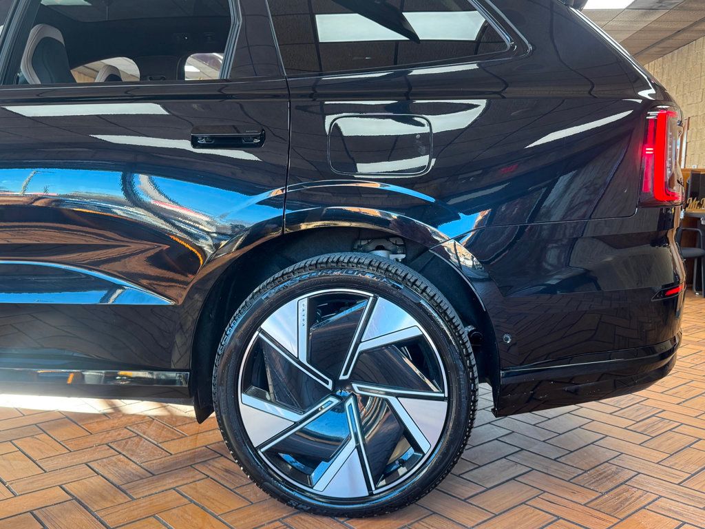 2025 Volvo EX90 Twin Motor Plus 7-Seater - 22945373 - 12