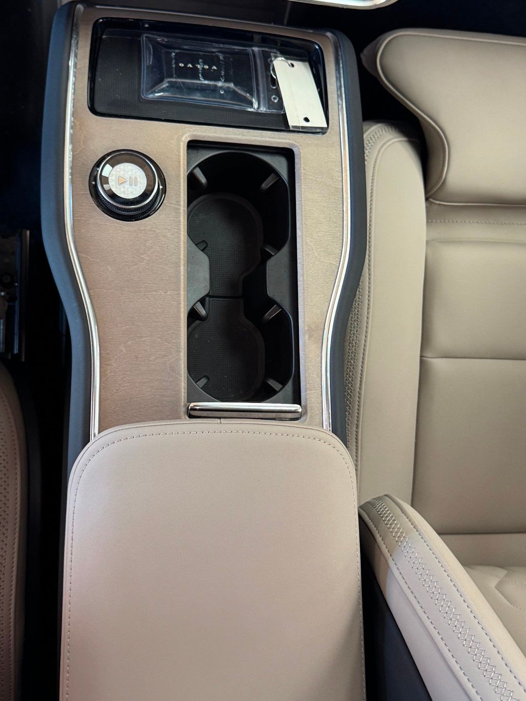 2025 Volvo EX90 Twin Motor Plus 7-Seater - 22945373 - 31