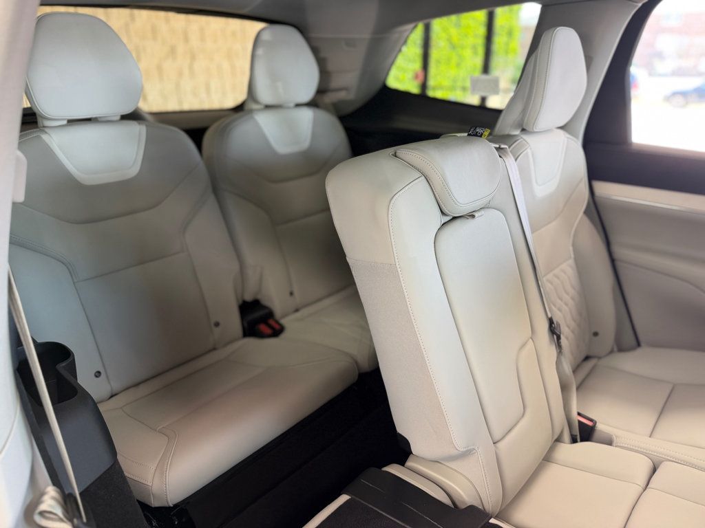 2025 Volvo EX90 Twin Motor Plus 7-Seater - 23048524 - 18
