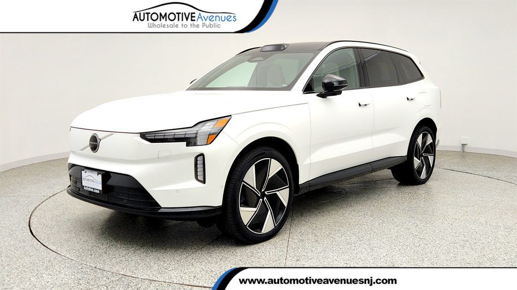 2025 Volvo EX90 Twin Motor Plus 7-Seater w/ 22-Inch Aero Wheels & Protection Pac - 23040255 | Video 1