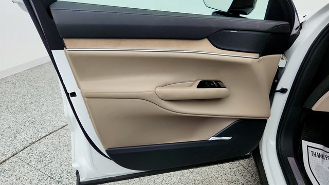 2025 Volvo EX90 Twin Motor Plus 7-Seater w/ 22-Inch Aero Wheels & Protection Pac - 23040255 - 11