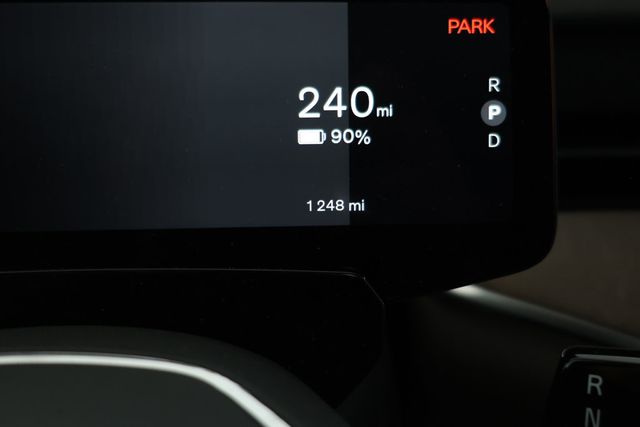 2025 Volvo EX90 Twin Motor Plus 7-Seater with Ventilated Nordico Seats - 22923896 - 13