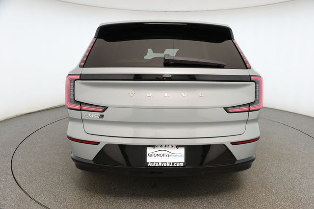 2025 Volvo EX90 Twin Motor Plus 7-Seater with Ventilated Nordico Seats - 22923896 - 4