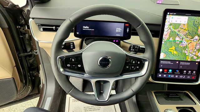 2025 Volvo EX90 Twin Motor Plus 7-Seater w/ Ventilated Nordico Seats - 23018212 - 12