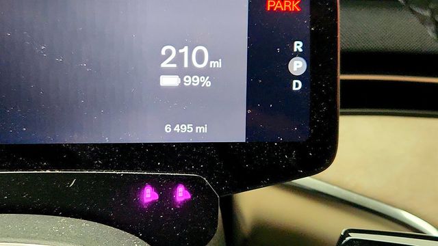 2025 Volvo EX90 Twin Motor Plus 7-Seater w/ Ventilated Nordico Seats - 23018212 - 14