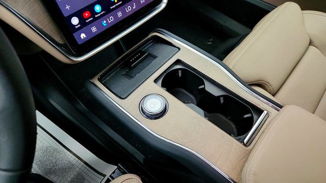 2025 Volvo EX90 Twin Motor Plus 7-Seater w/ Ventilated Nordico Seats - 23018212 - 15