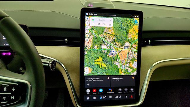 2025 Volvo EX90 Twin Motor Plus 7-Seater w/ Ventilated Nordico Seats - 23018212 - 16