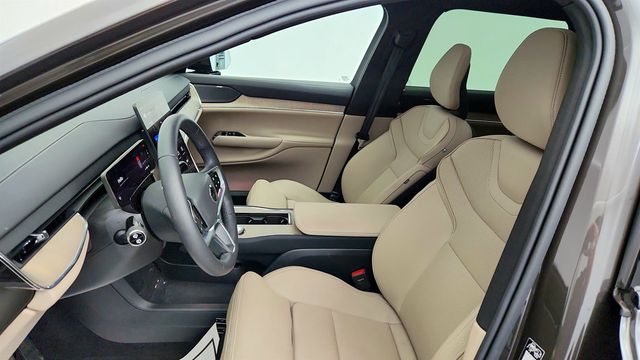 2025 Volvo EX90 Twin Motor Plus 7-Seater w/ Ventilated Nordico Seats - 23018212 - 19