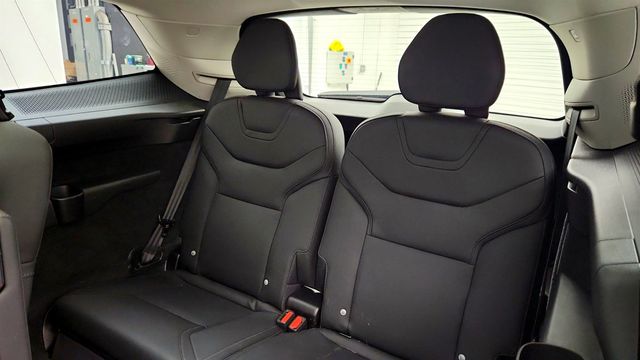 2025 Volvo EX90 Twin Motor Ultra 6-Seater w/ Bowers & Wilkins Premium Sound - 23010758 - 23