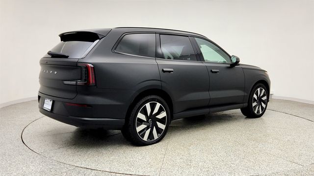 2025 Volvo EX90 Twin Motor Ultra 6-Seater w/ Bowers & Wilkins Premium Sound - 23010758 - 4