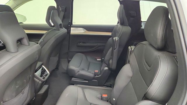 2025 Volvo EX90 Twin Motor Ultra 6-Seater w/ B&W Premium Sound & Running Boards - 23025817 - 20