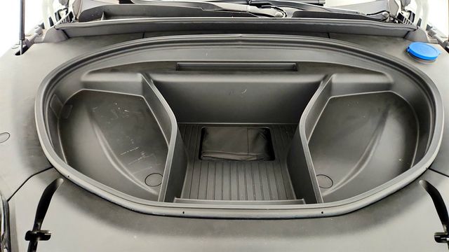 2025 Volvo EX90 Twin Motor Ultra 6-Seater w/ B&W Premium Sound & Running Boards - 23025817 - 27