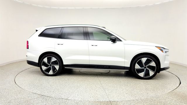 2025 Volvo EX90 Twin Motor Ultra 6-Seater w/ B&W Premium Sound & Running Boards - 23025817 - 3