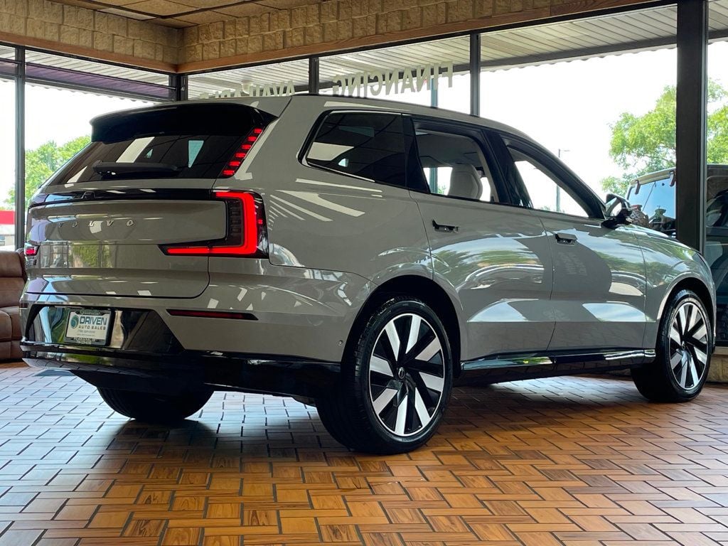 2025 Volvo EX90 Twin Motor Ultra 7-Seater - 23033695 - 9