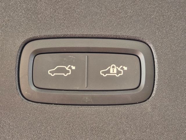 2025 Volvo EX90 Twin Motor Ultra 7-Seater - 23060176 - 26