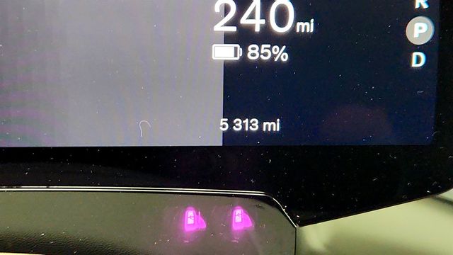 2025 Volvo EX90 Twin Motor Ultra 7-Seater w/ B&W Premium Sound & 22in Wheels - 23015743 - 15