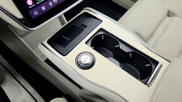 2025 Volvo EX90 Twin Motor Ultra 7-Seater w/ B&W Premium Sound & 22in Wheels - 23015743 - 16