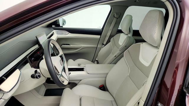 2025 Volvo EX90 Twin Motor Ultra 7-Seater w/ B&W Premium Sound & 22in Wheels - 23015743 - 19