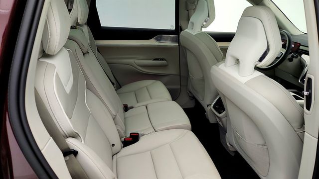 2025 Volvo EX90 Twin Motor Ultra 7-Seater w/ B&W Premium Sound & 22in Wheels - 23015743 - 23