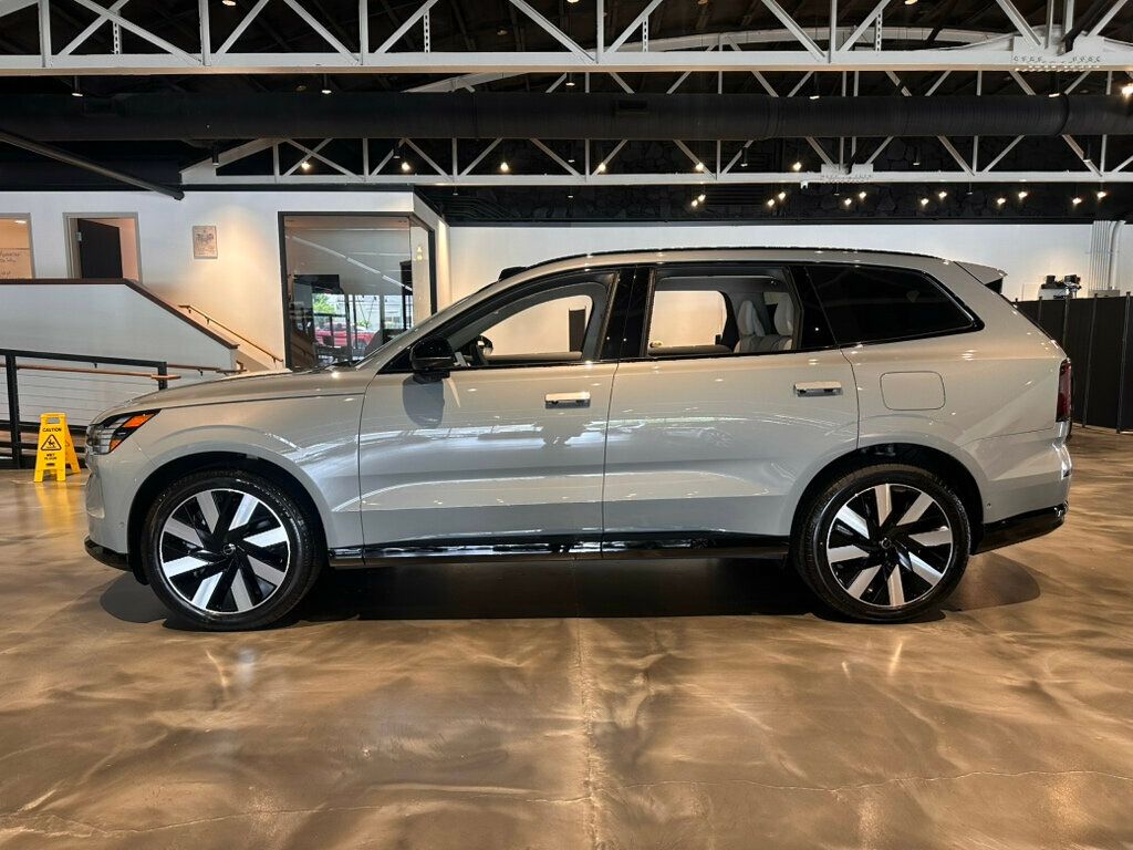 2025 Volvo EX90 TwinMotor/Ultra/AirSuspension/Htd&CldSeatMassageSeats/360Camera - 23042742 - 1