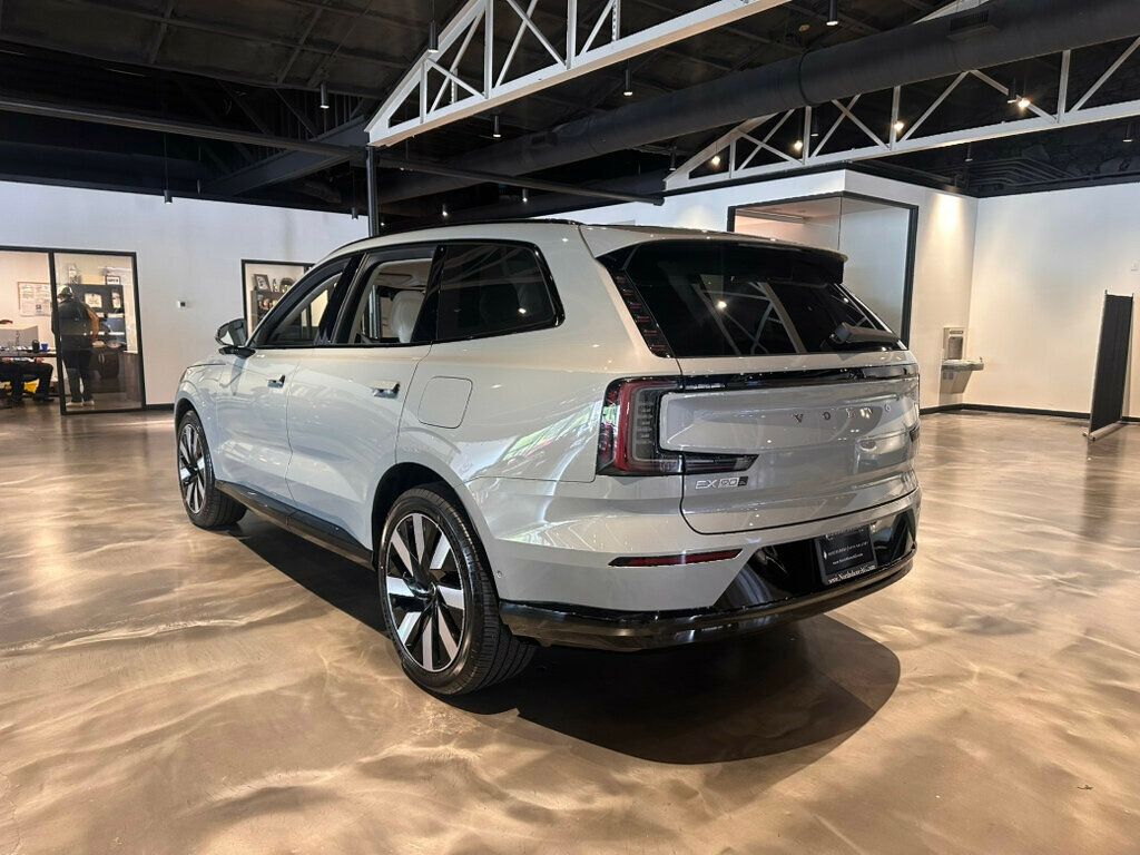 2025 Volvo EX90 TwinMotor/Ultra/AirSuspension/Htd&CldSeatMassageSeats/360Camera - 23042742 - 2