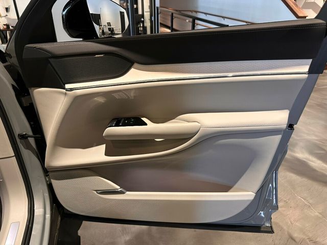 2025 Volvo EX90 TwinMotor/Ultra/AirSuspension/Htd&CldSeatMassageSeats/360Camera - 23042742 - 31