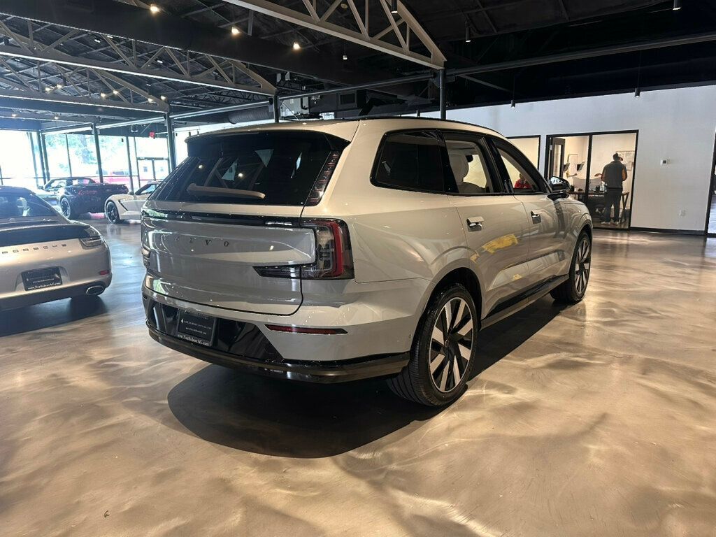 2025 Volvo EX90 TwinMotor/Ultra/AirSuspension/Htd&CldSeatMassageSeats/360Camera - 23042742 - 4