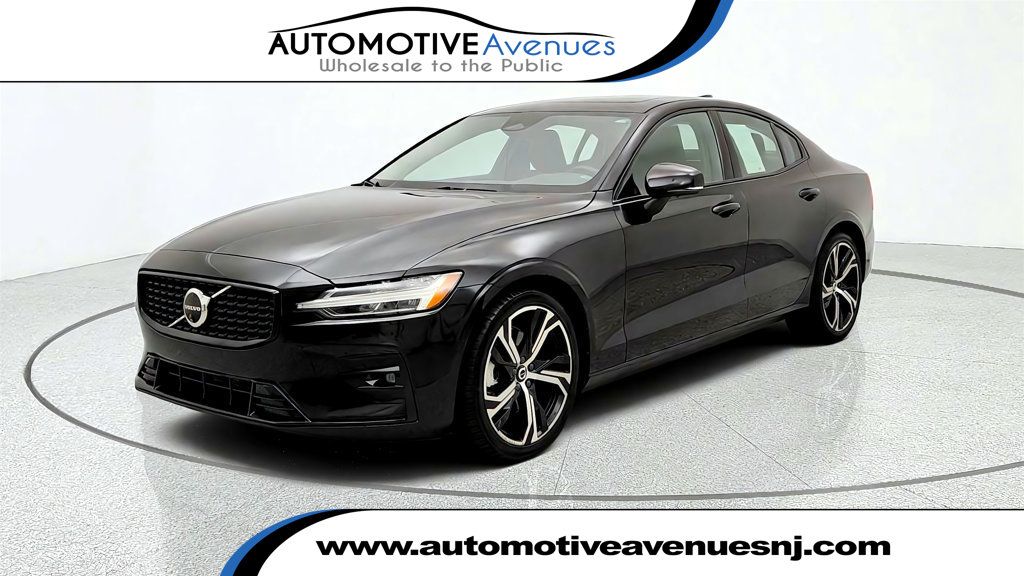 2025 Volvo S60 B5 AWD Plus - 23079156 | Video 1