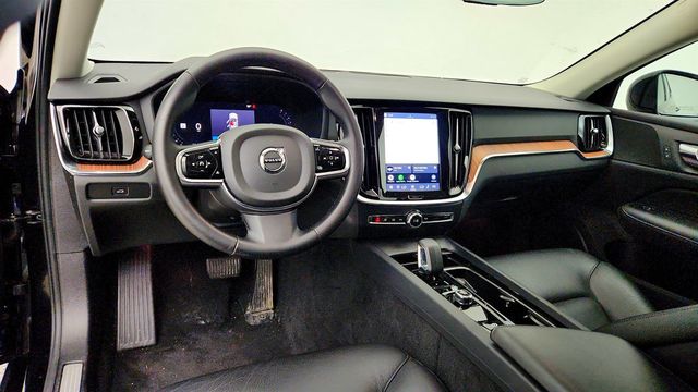 2025 Volvo S60 B5 AWD Plus - 23079156 - 10