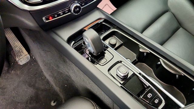 2025 Volvo S60 B5 AWD Plus - 23079156 - 13