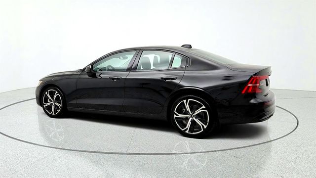 2025 Volvo S60 B5 AWD Plus w/ 19'' Black Diamond Cut Alloy Wheels & Climate Pkg - 23079156 - 6