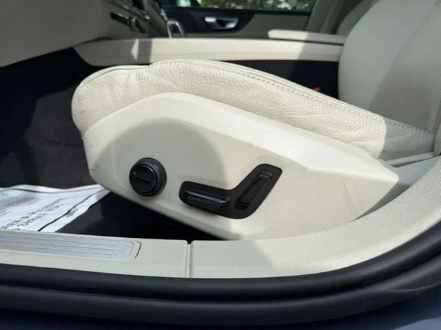 2025 Volvo V60 Cross Country B5 AWD Plus - 22958581 - 31