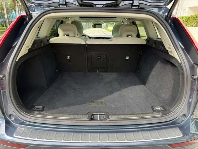 2025 Volvo V60 Cross Country B5 AWD Plus - 22958581 - 8