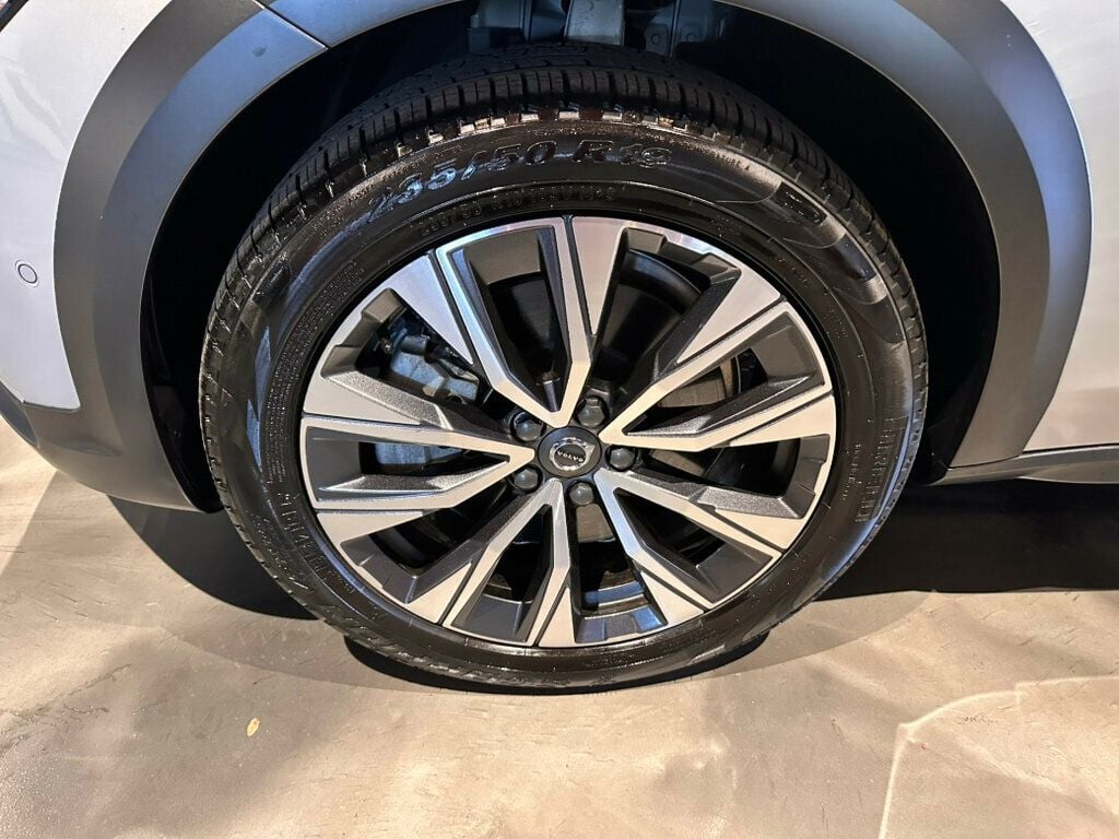 2025 Volvo V90 Cross Country B6/AWD/Plus/AdapCruise/PanoRoof/360Cam/HtdSeats/LaneKeepAssist - 23036910 - 9