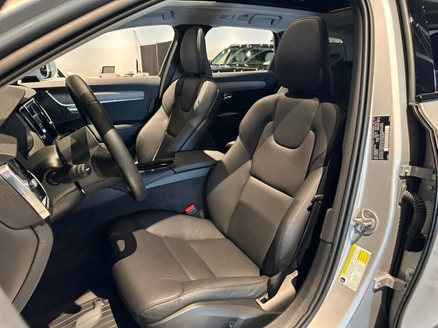 2025 Volvo V90 Cross Country B6/AWD/Plus/AdapCruise/PanoRoof/360Cam/HtdSeats/LaneKeepAssist - 23036910 - 15