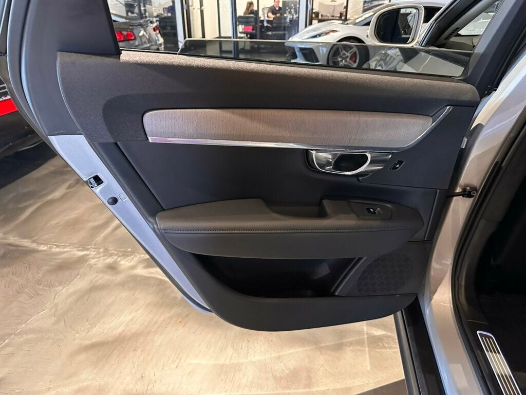 2025 Volvo V90 Cross Country B6/AWD/Plus/AdapCruise/PanoRoof/360Cam/HtdSeats/LaneKeepAssist - 23036910 - 22