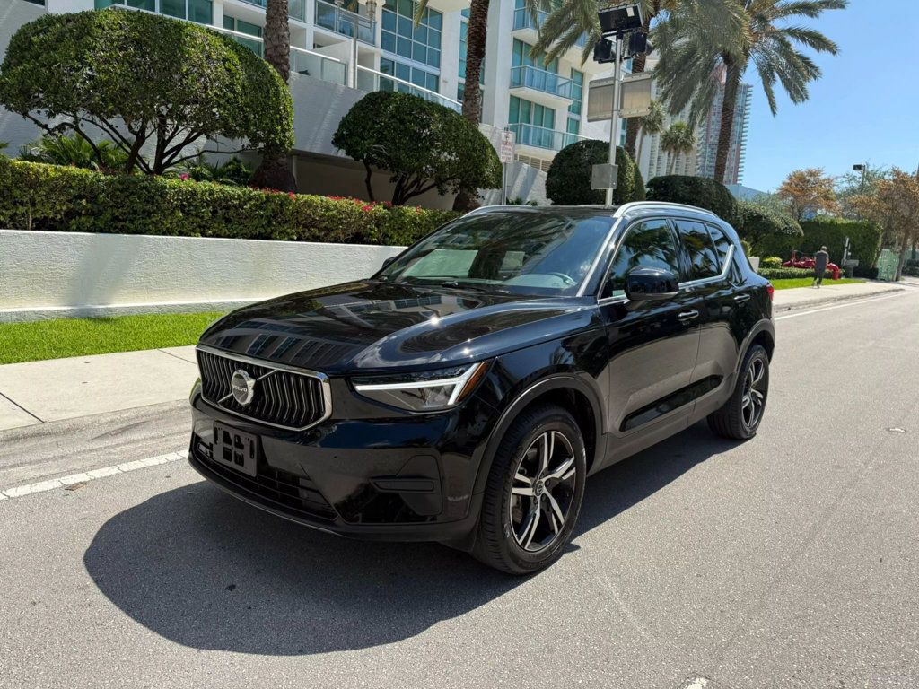 2025 Volvo XC40 B5 AWD Core Bright Theme - 22853932 - 11