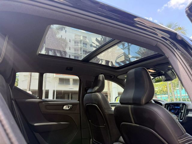 2025 Volvo XC40 B5 AWD Core Bright Theme - 22853932 - 16