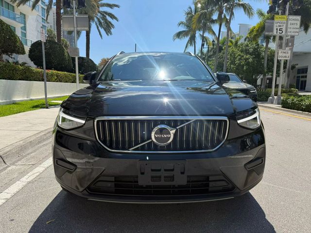 2025 Volvo XC40 B5 AWD Core Bright Theme - 22853932 - 2