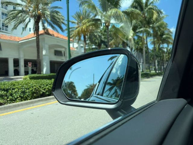 2025 Volvo XC40 B5 AWD Core Bright Theme - 22853932 - 34