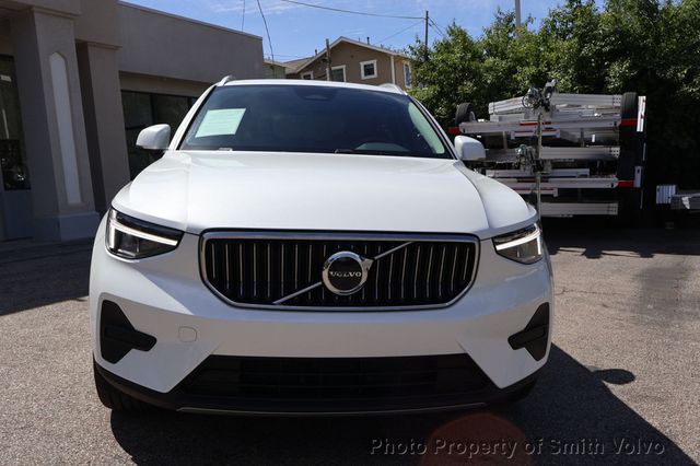 2025 Volvo XC40 B5 AWD Core Bright Theme - 23008376 - 6
