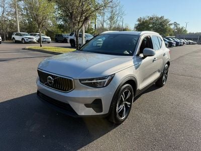 2025 Volvo XC40 - YV4L12UJ5S2565776