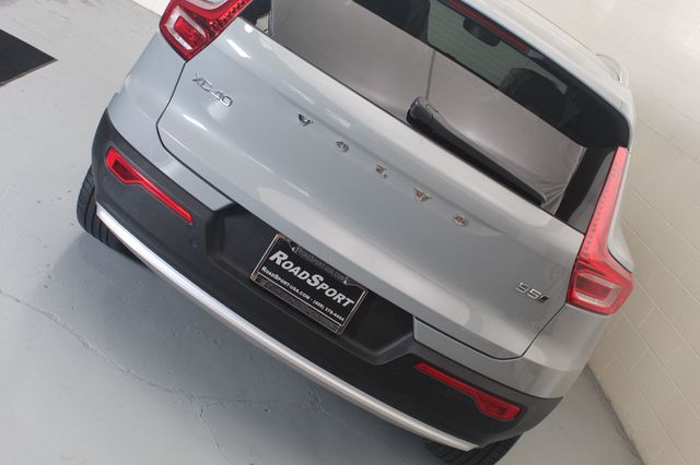 2025 Volvo XC40 B5 AWD Plus Bright Theme - 23024304 - 9
