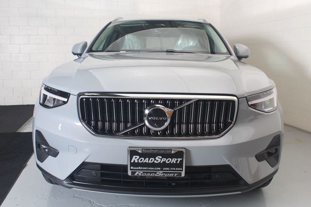 2025 Volvo XC40 B5 AWD Plus Bright Theme - 23024304 - 10